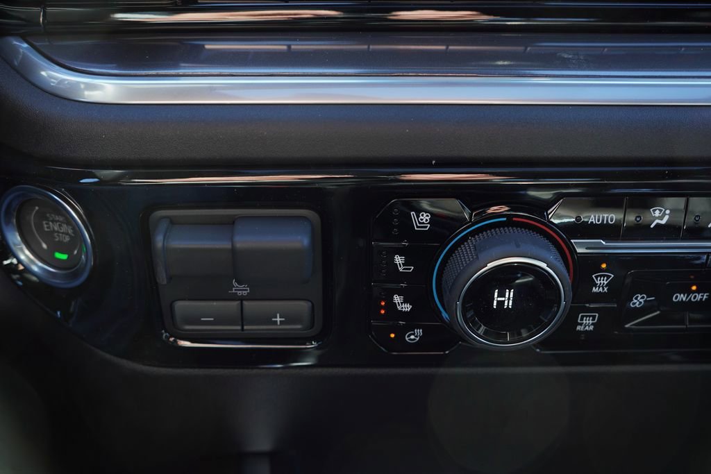 2026 Chevrolet Silverado 1500 High Country - Photo 17