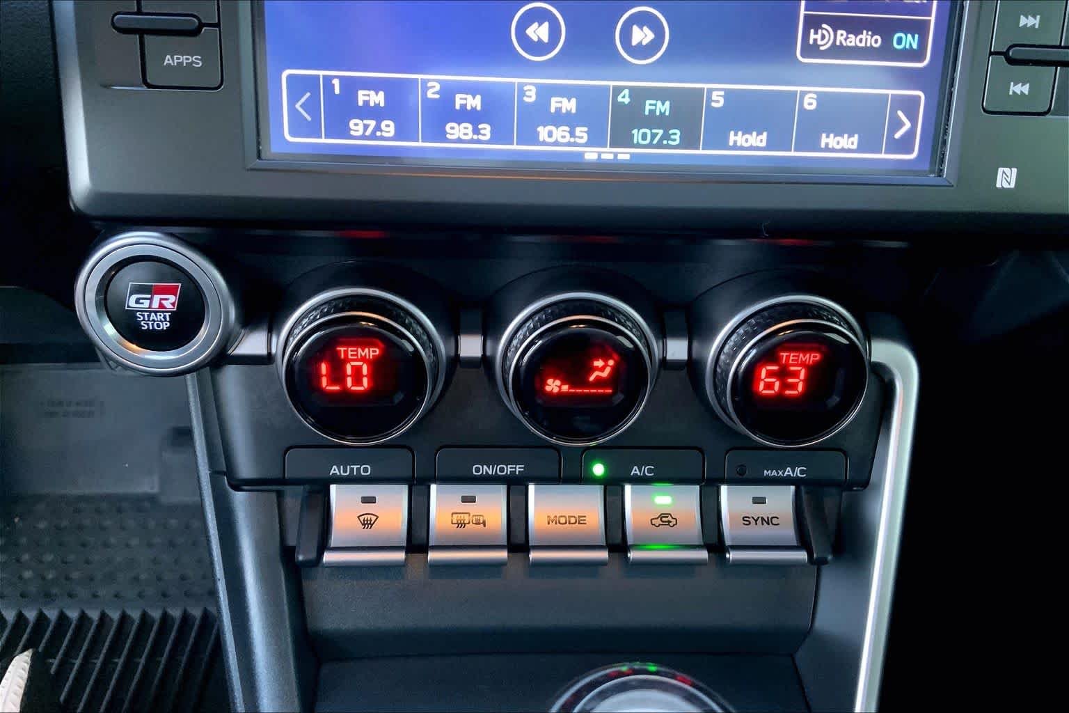 Used 2024 Raven Toyota  image 51