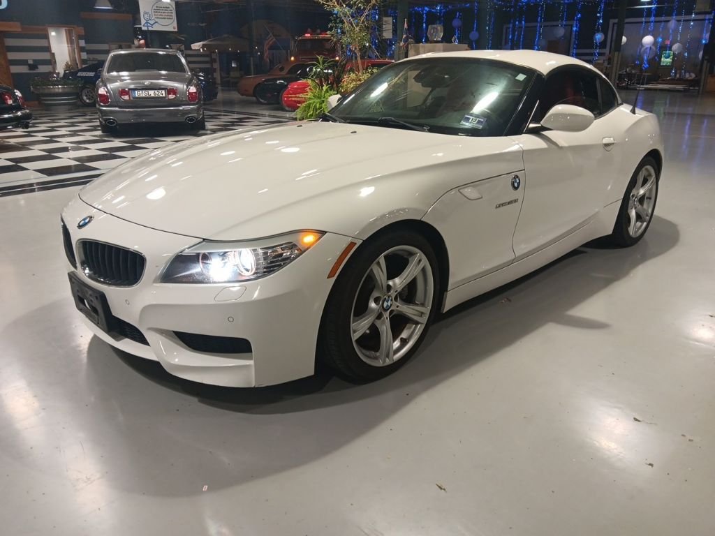 2013 BMW Z4 sDrive28i's photo