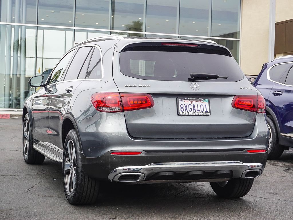 Used 2021 Gray Mercedes-Benz GLC 300 image 4