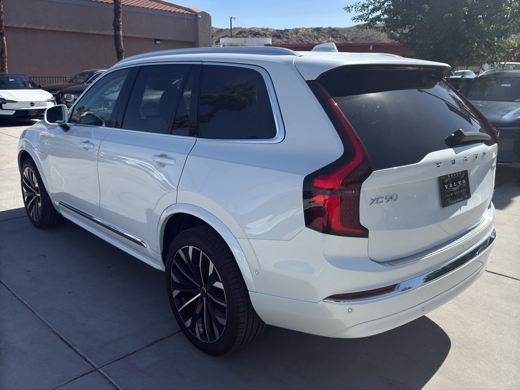 2025 Volvo XC90 Ultra - Photo 8