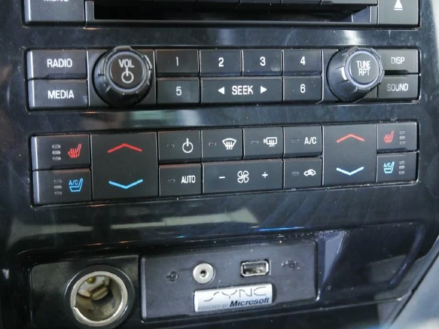 Used 2012 Gray Ford Platinum image 30
