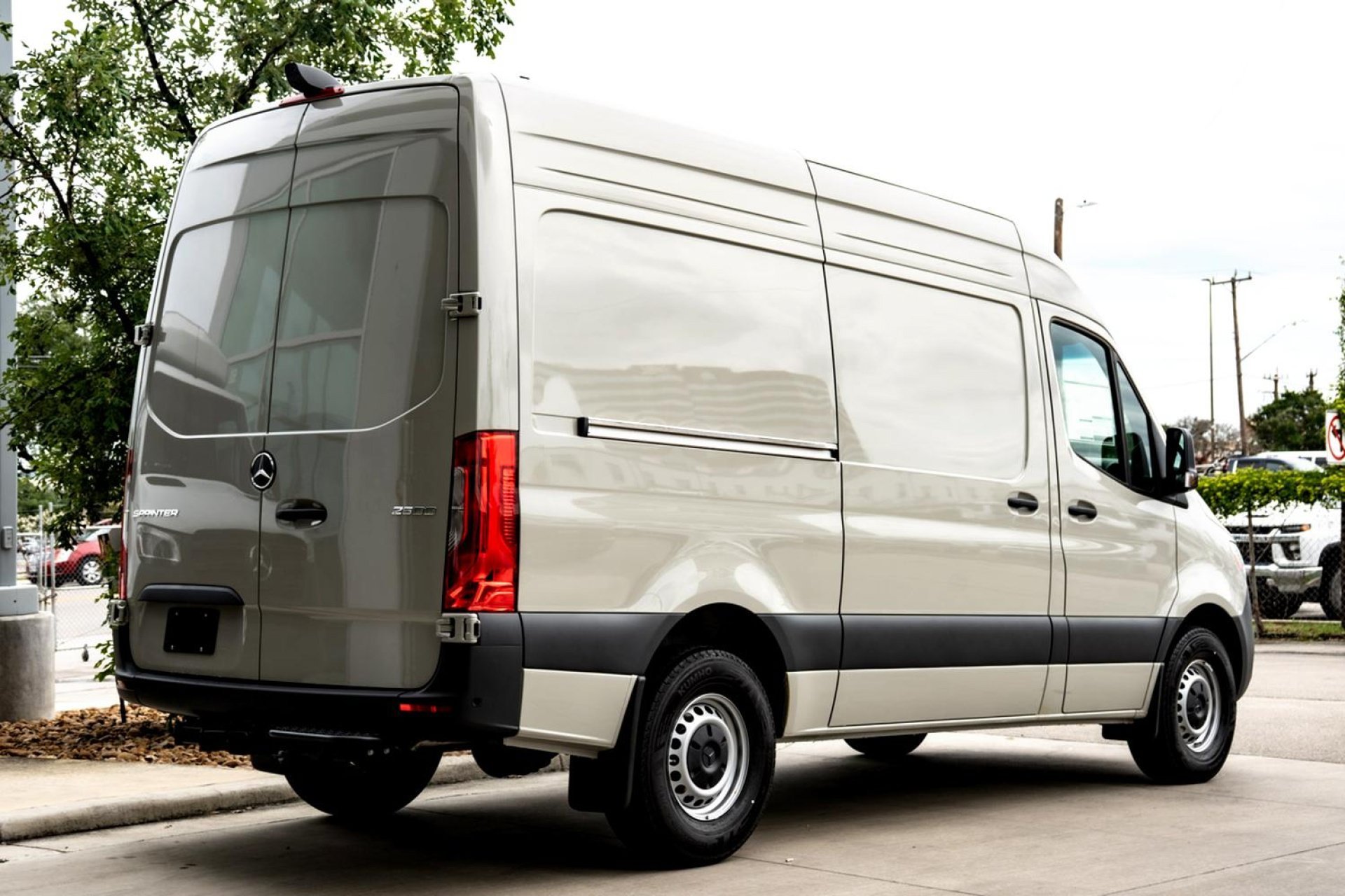 2025 Mercedes-Benz Sprinter Cargo Van Base - Photo 35