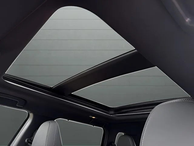 New 2026 Gray Nissan Platinum image 18