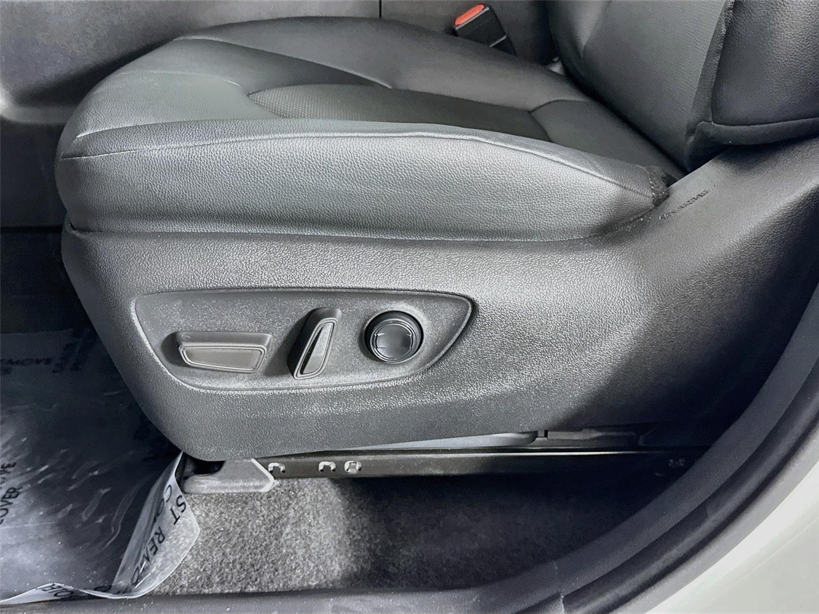 Used 2024 Pearl Toyota XLE image 19