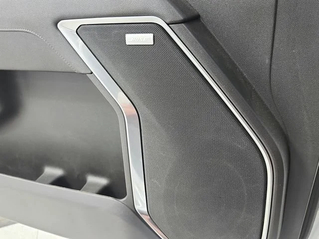Used 2025 Summit White Chevrolet LTZ image 18