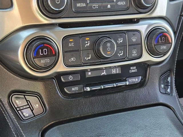 Used 2019 BLACK Chevrolet Premier image 29