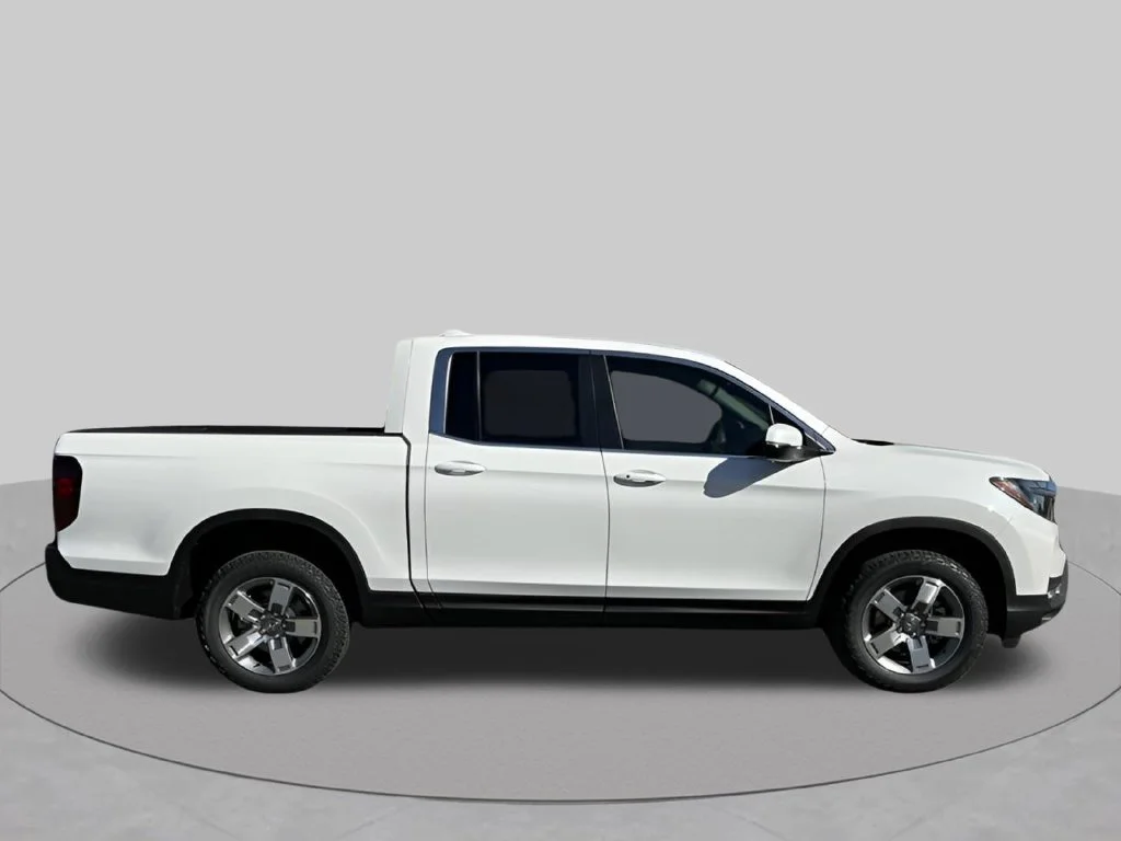 Used 2026 White Honda RTL image 12