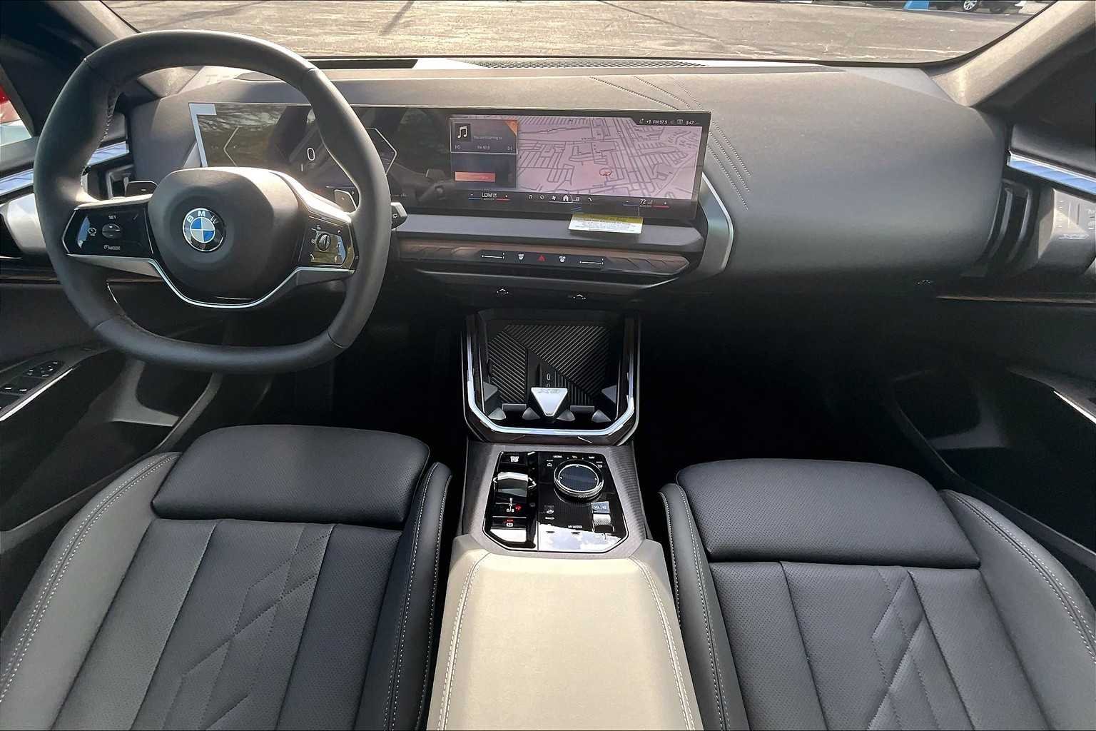 Used 2026 Vegas Red Metallic BMW 30 xDrive image 5
