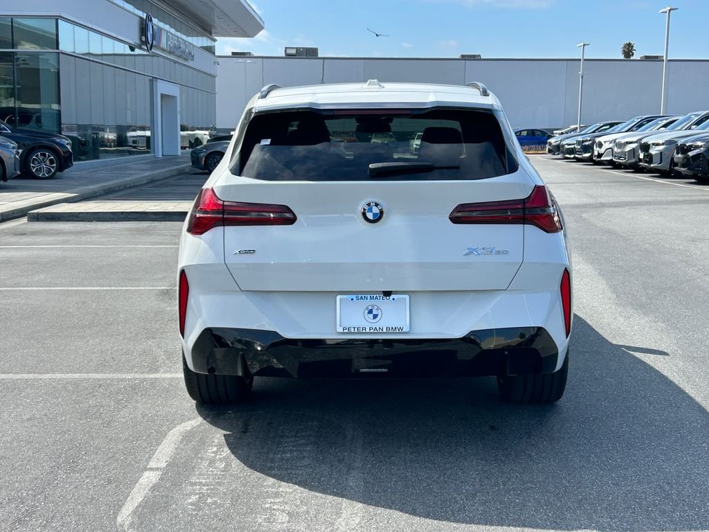 New 2026 Alpine White BMW 30 xDrive image 4