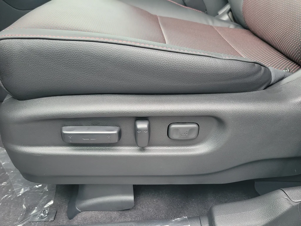 New 2026 Platinum White Pearl Honda Black Edition image 14
