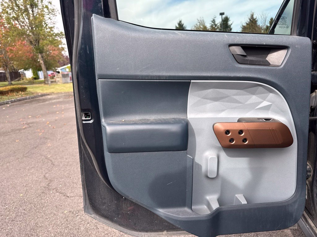 Used 2022 Alto Blue Tinted Clearcoat Metallic Ford Lariat image 19