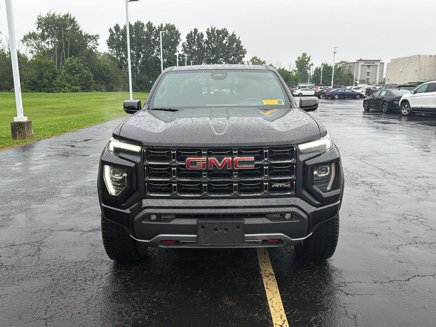 Used 2024 Onyx Black GMC 4WD AT4 image 2