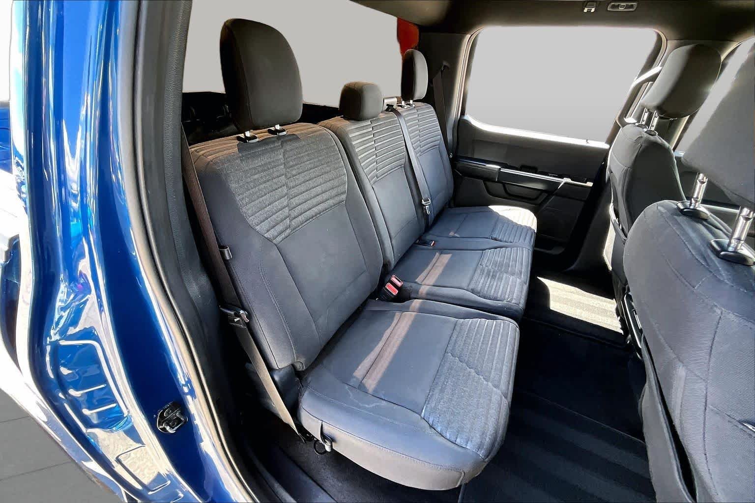Used 2022 Atlas Blue Ford XL image 19
