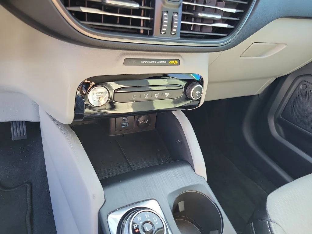 2023 Ford Escape PHEV - Photo 25