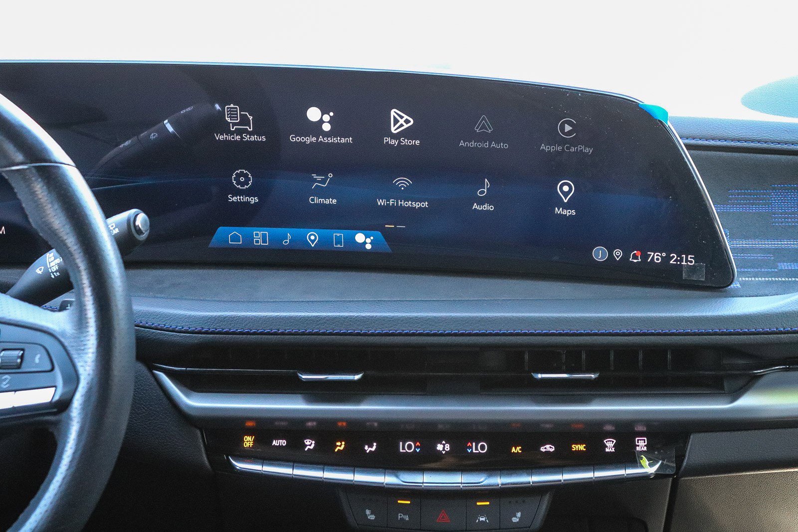 2024 Cadillac XT4 Sport - Photo 16