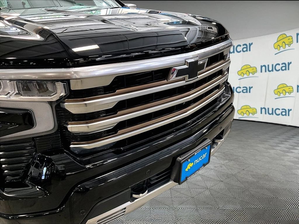 Used 2022 BLACK Chevrolet High Country image 33