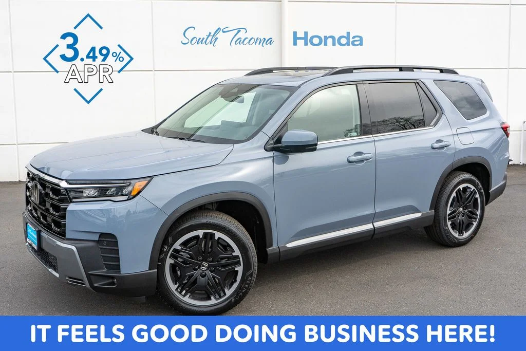 2026 Honda Pilot Touring AWD's photo