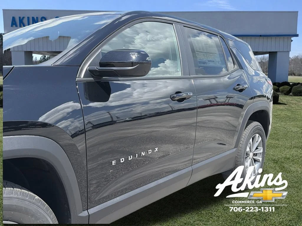 New 2026 Mosaic Black Metallic Chevrolet LT image 10