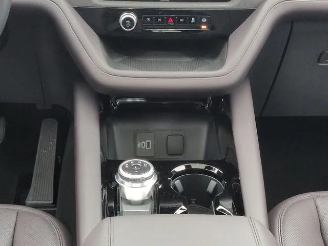 New 2026 Space White Metallic Ford Platinum™ image 19
