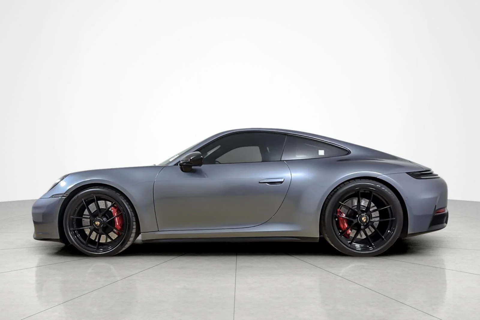 Used 2026 GRAY Porsche Carrera 4 GTS Coupe image 2