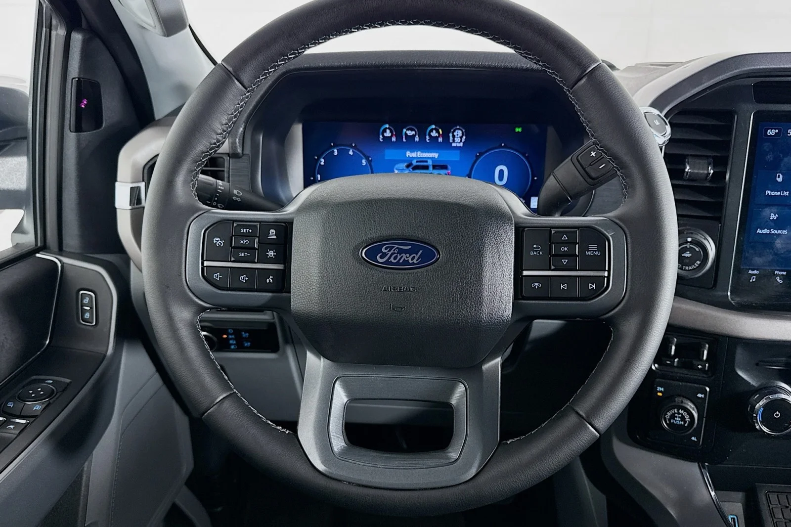 Used 2024 Oxford White Ford XLT 4X4 Supercrew image 19