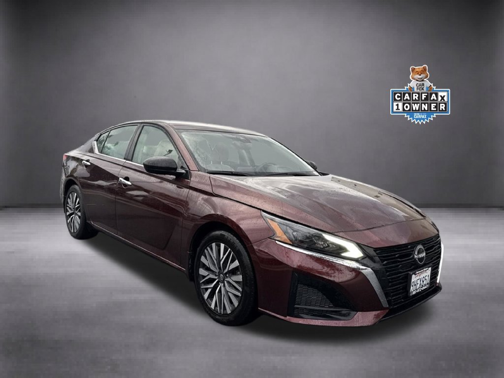 2024 Nissan Altima SV
