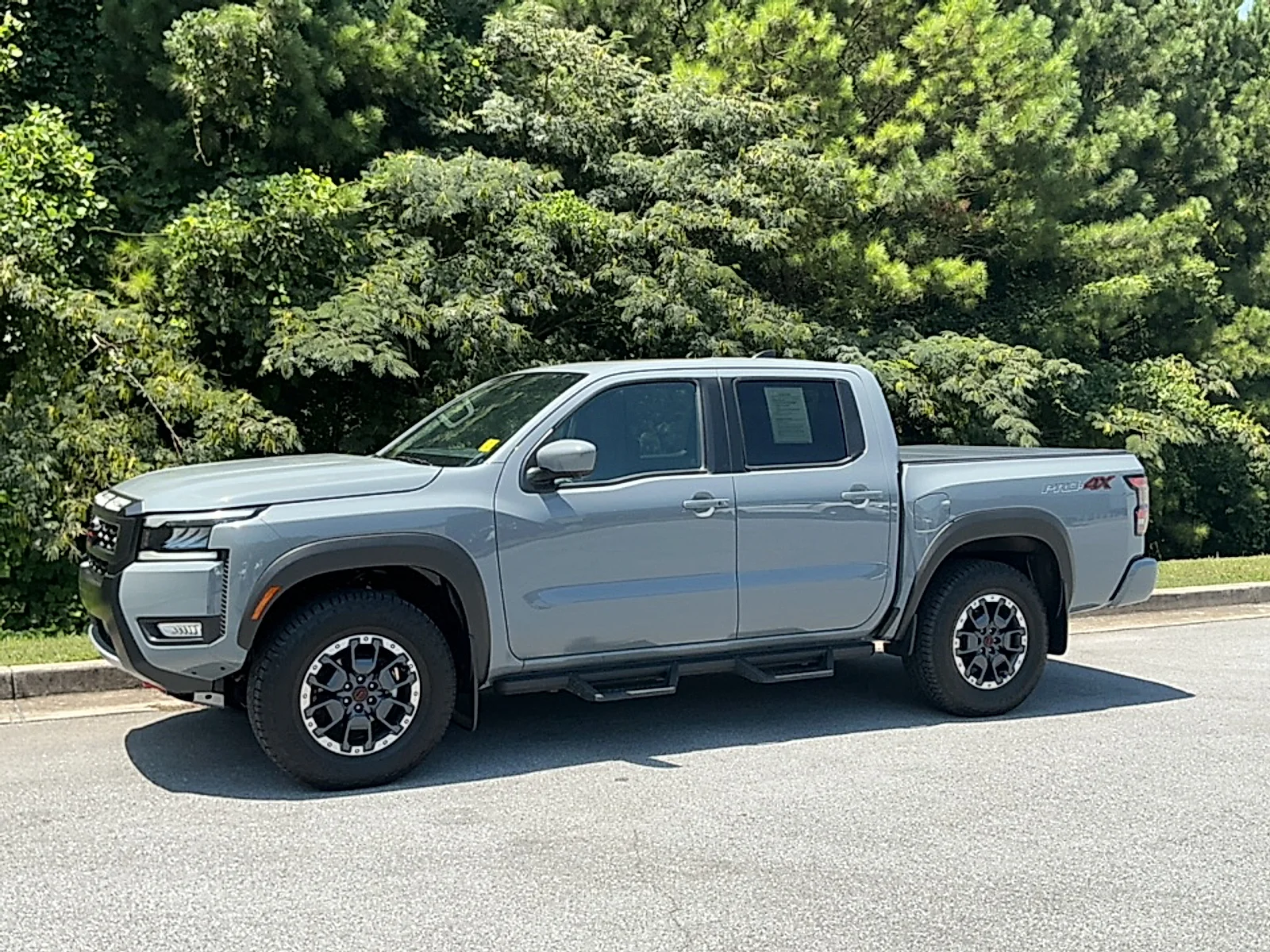 Used 2026 Boulder Gray Pearl Nissan Crew Cab PRO-4X 4x4 image 4