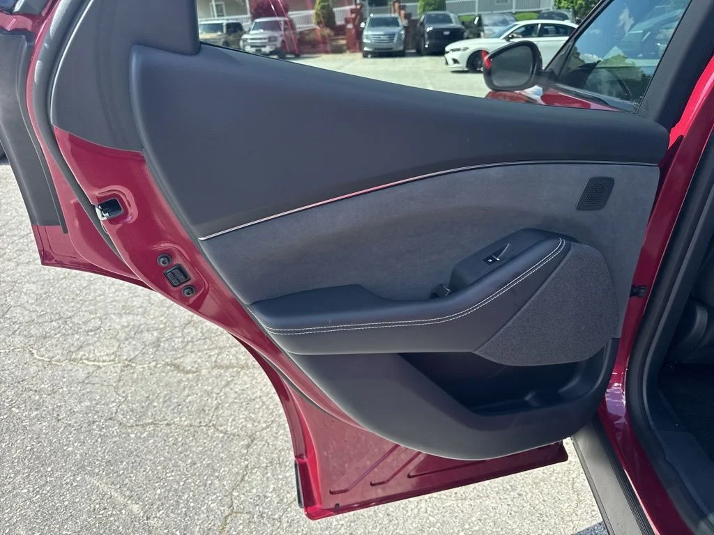 Used 2025 Red Ford GT image 29