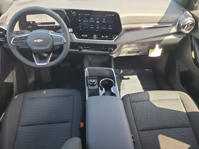 New 2027 Summit White Chevrolet LT image 14