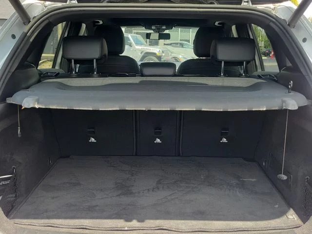 Used 2021 Silver Mercedes-Benz GLA 250 image 8