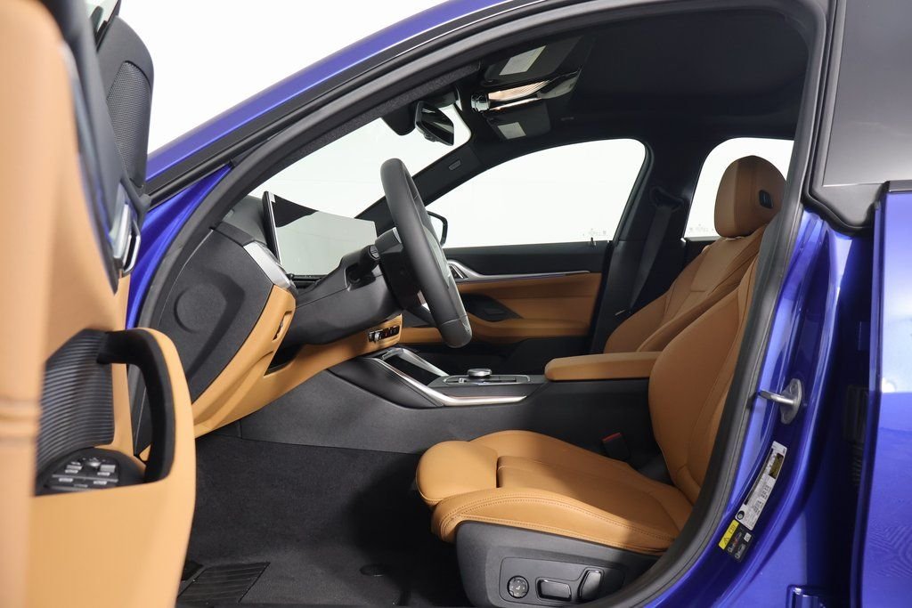 New 2026 Portimao Blue Metallic BMW eDrive40 image 5