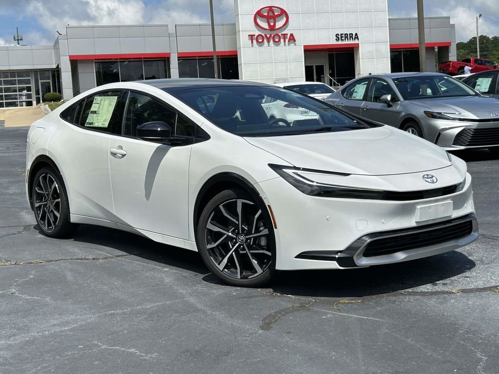 2026 Toyota Prius XSE Premium's photo