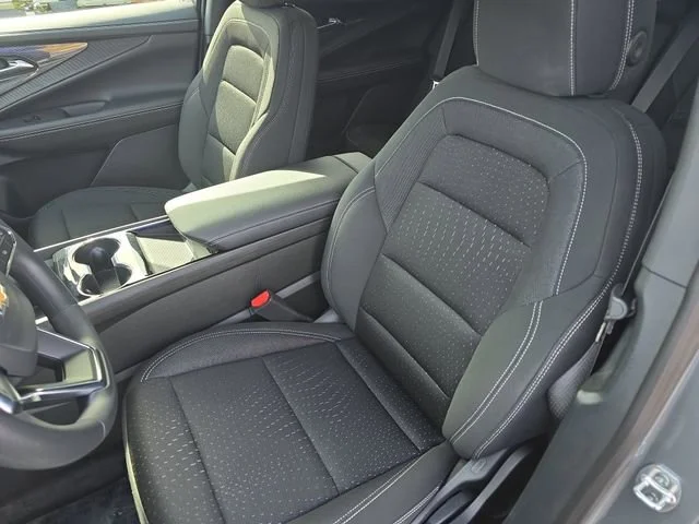 New 2025 Sterling Gray Metallic Chevrolet LT image 16