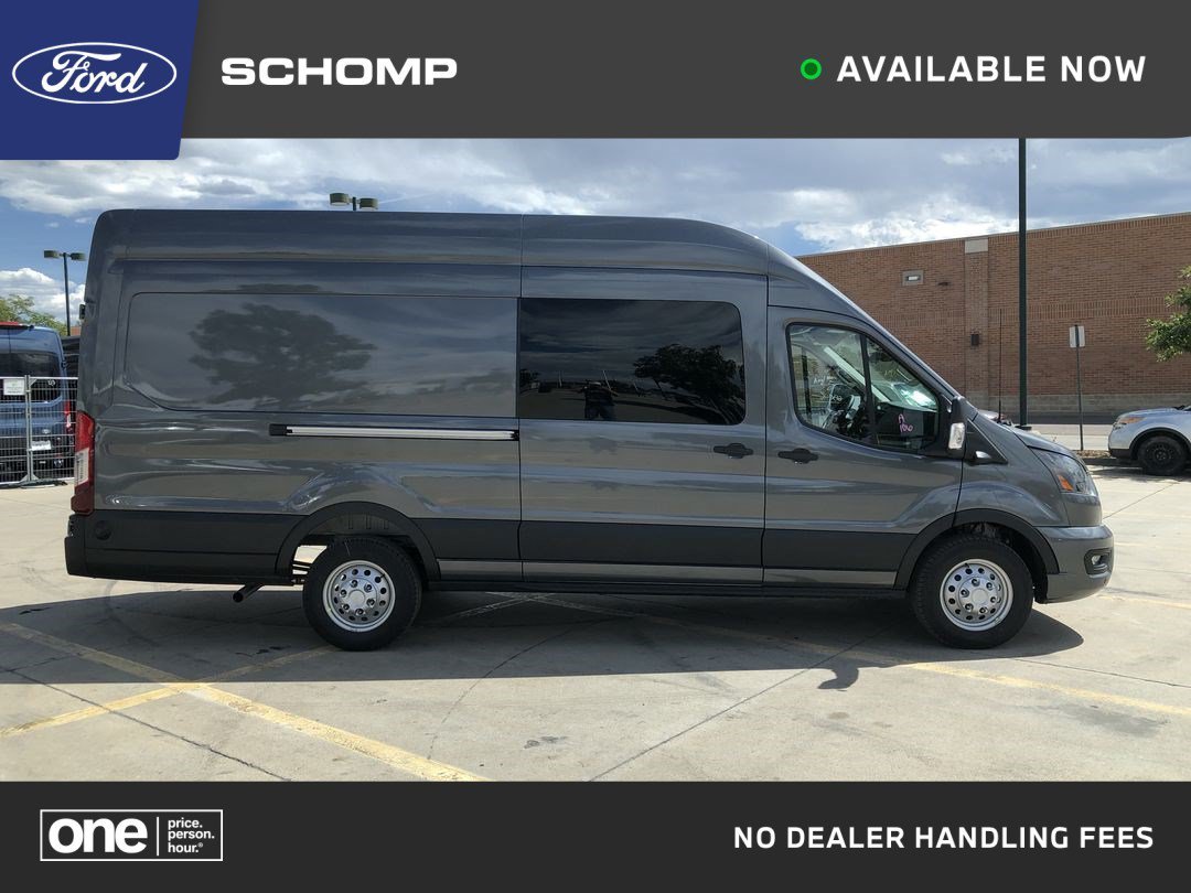 New 2027 Carbonized Gray Metallic Ford  image 1