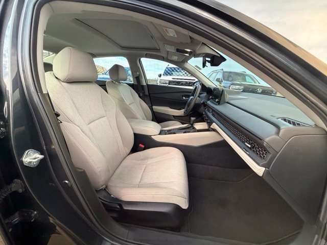 Used 2024 Gray Honda EX image 17