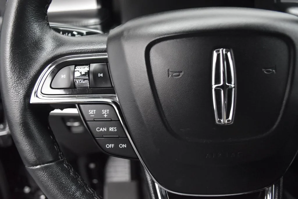 Used 2023 Black Lincoln Standard image 13