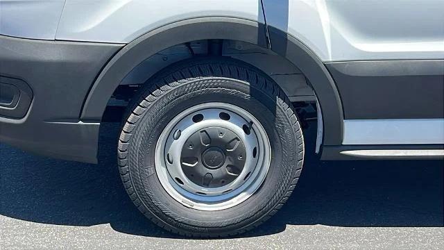 New 2026 Oxford White Ford Cargo Van image 28
