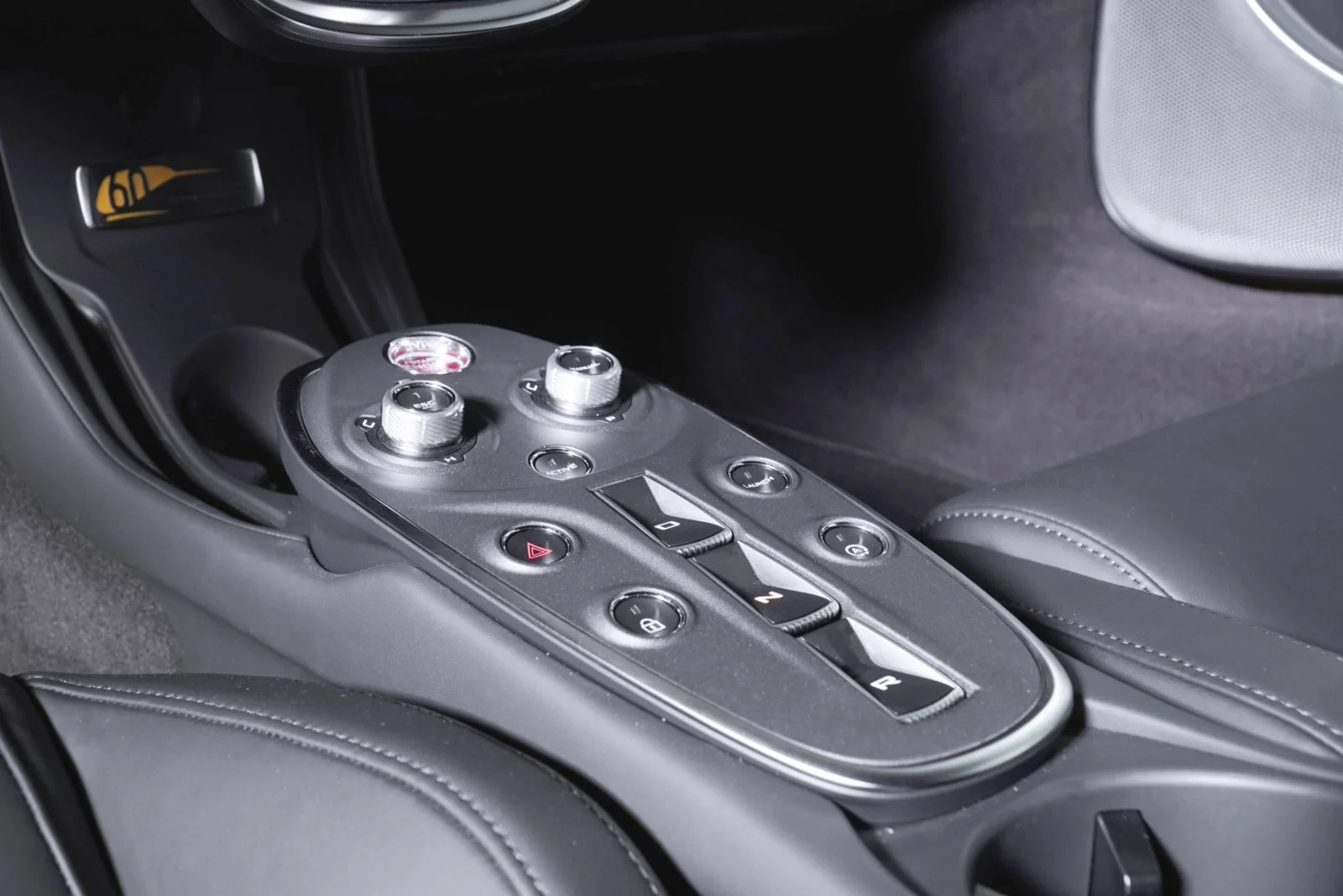 Certified Used 2025  McLaren  image 22
