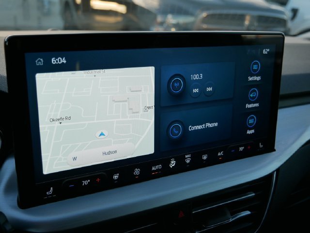 Used 2023 Vapor Blue Ford Platinum image 14