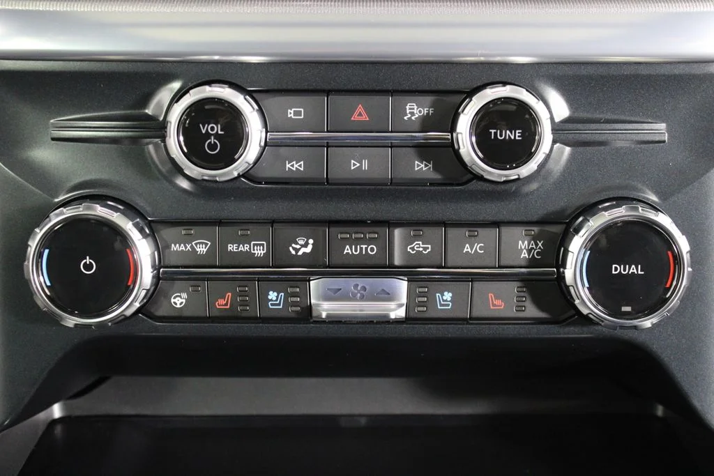 New 2026 Marsh Gray Ford Lariat image 30