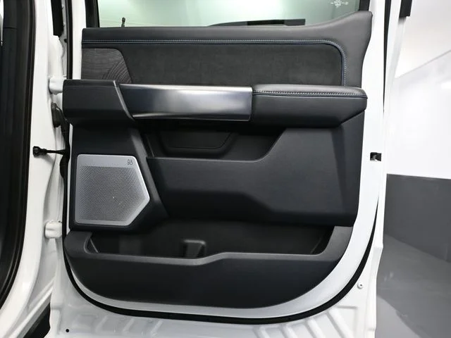 2025 Ford F-250 Super Duty Platinum - Photo 46