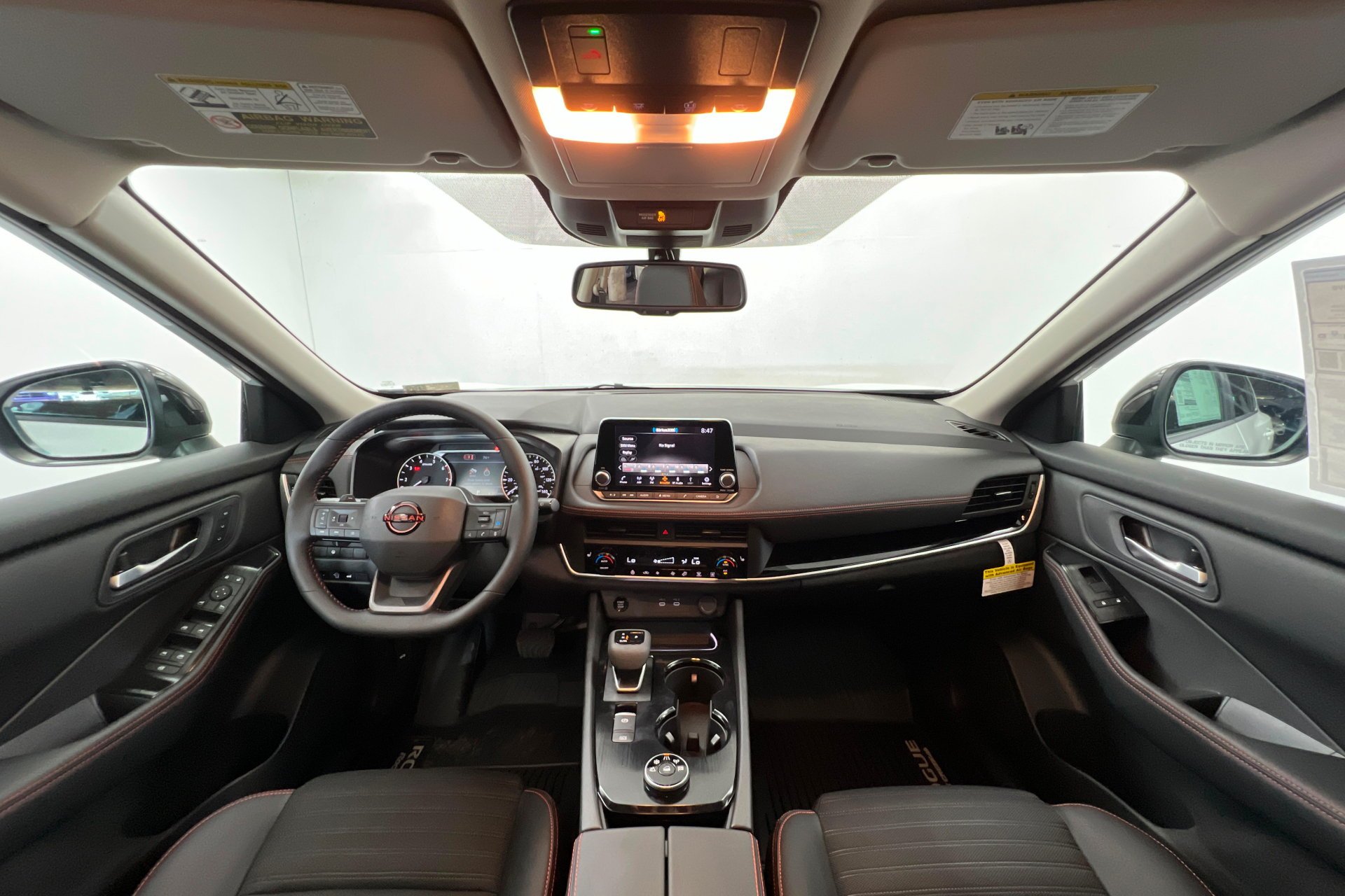 New 2026 Everest White Pearl TriCoat Nissan Rock Creek® image 10
