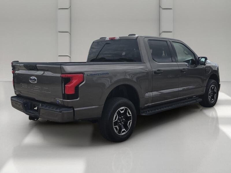 Used 2023 Stone Gray Metallic FORD XLT 4WD SUPERCREW 5.5