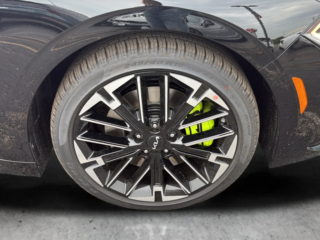 New 2026 Aurora Black Pearl Kia GT image 10