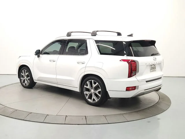 Used 2021 White Hyundai Limited image 6
