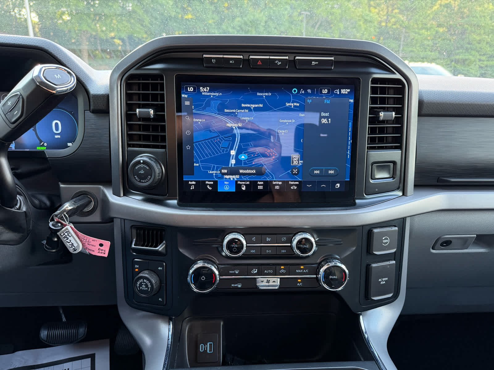Used 2024 Atlas Blue Metallic Ford XLT image 8
