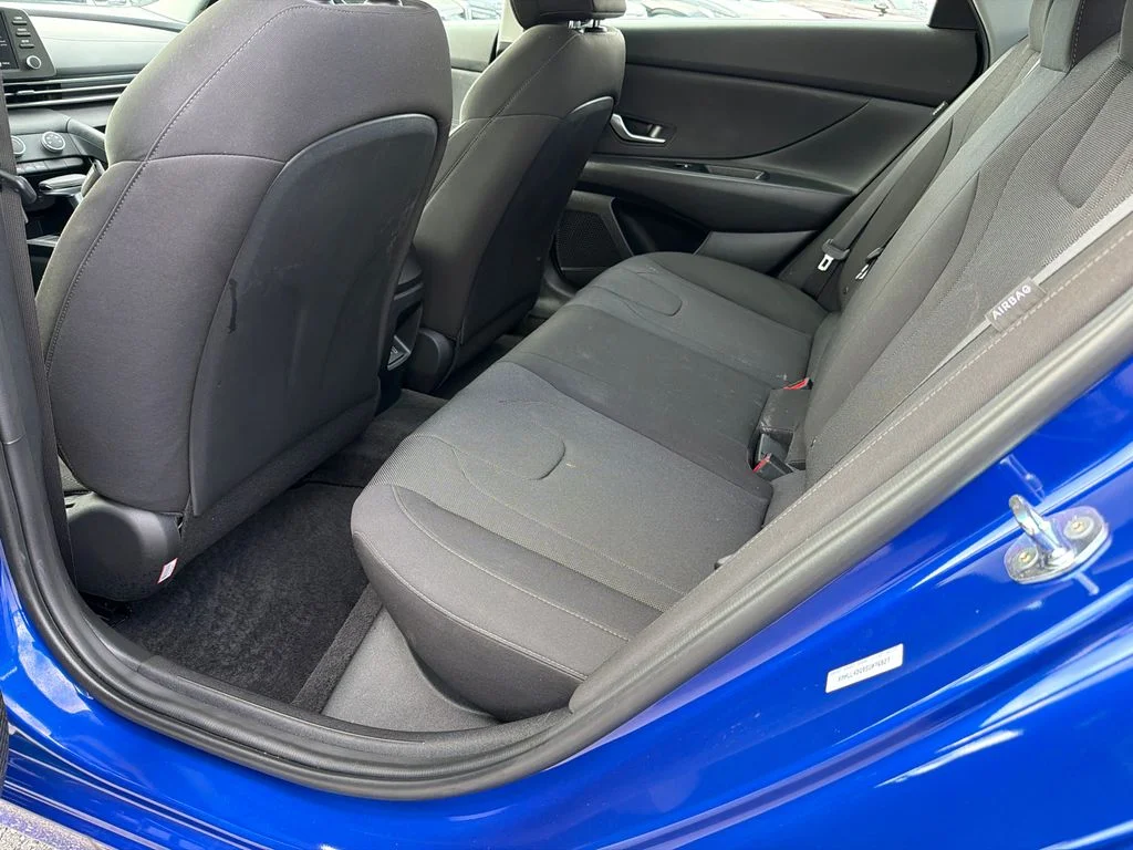 Used 2025 Blue Hyundai SE image 20
