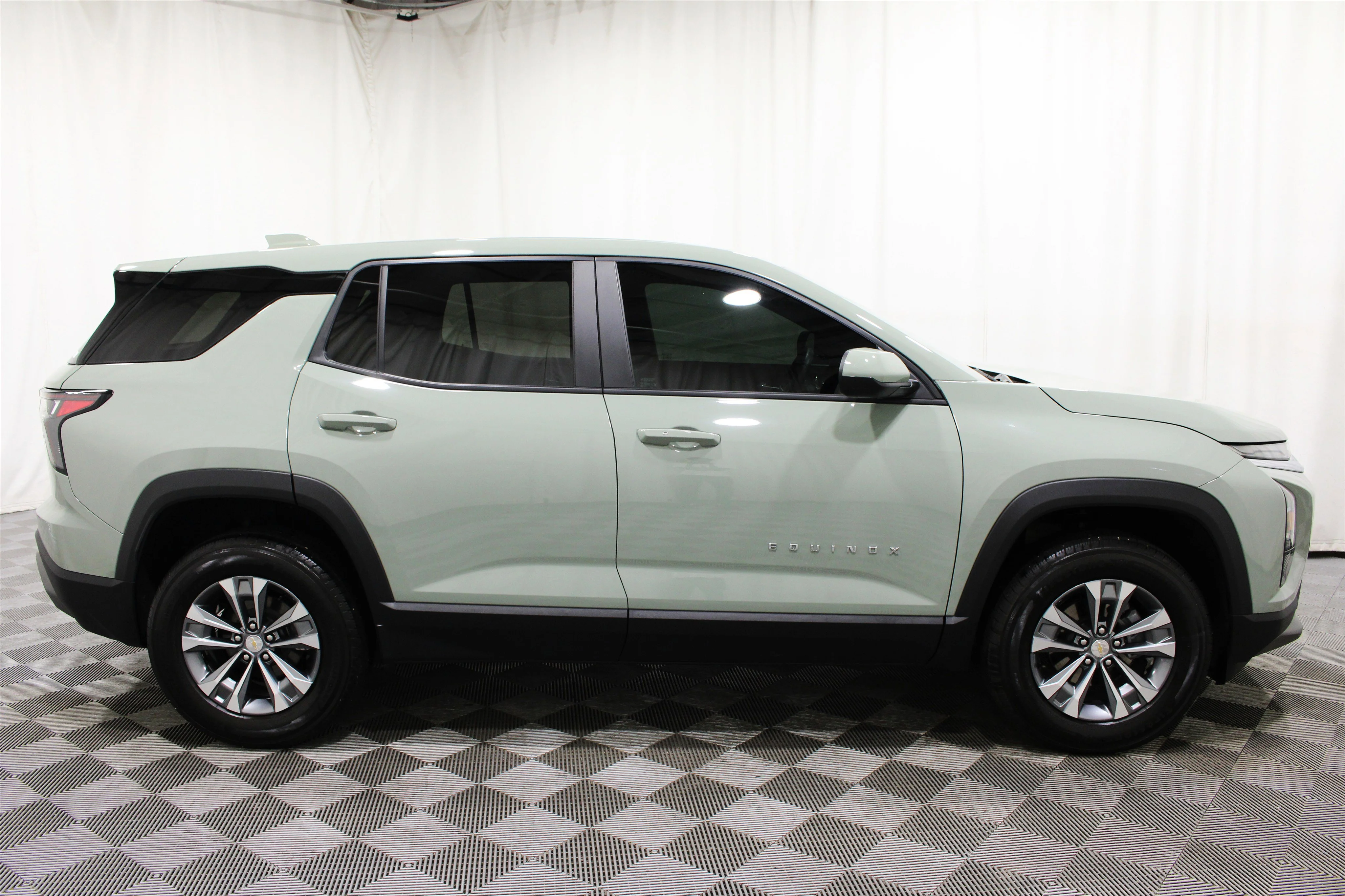 2026 Chevrolet Equinox LT - Photo 29
