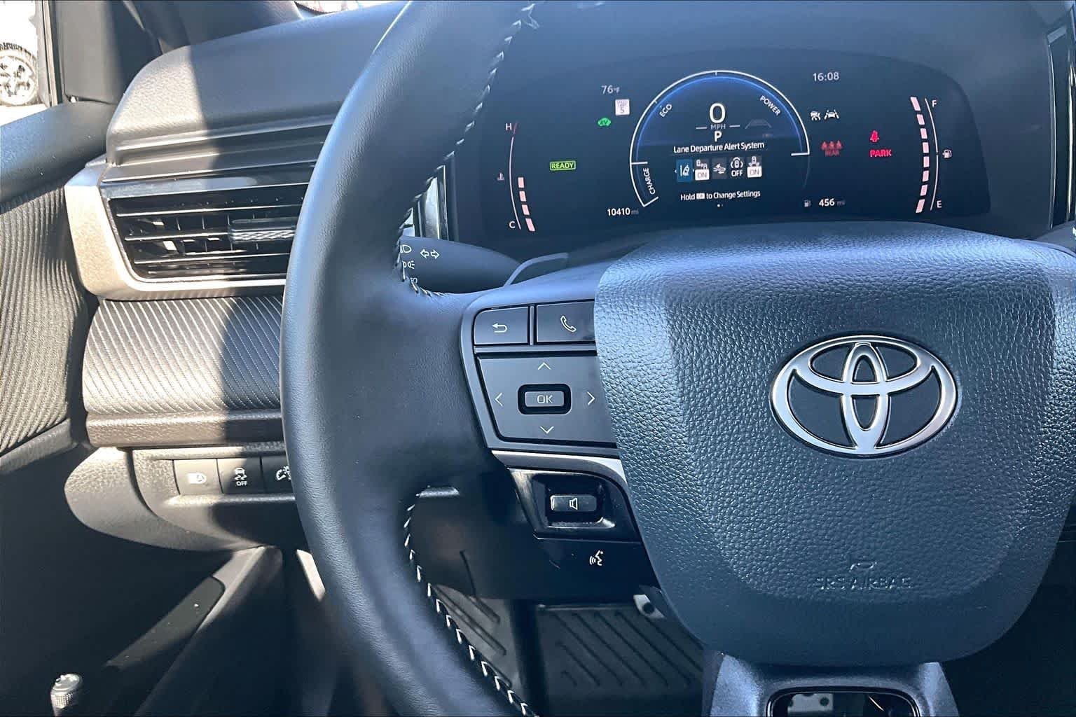 Certified Used 2026 Ice Cap Toyota SE image 23